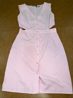 Trendyol Pale Pink Button-Front Cutout Midi Dress • Size Small • Lightweight